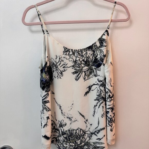 ✨ Babaton/Aritzia | Cream Floral Top | Size S ✨ - Picture 2 of 10